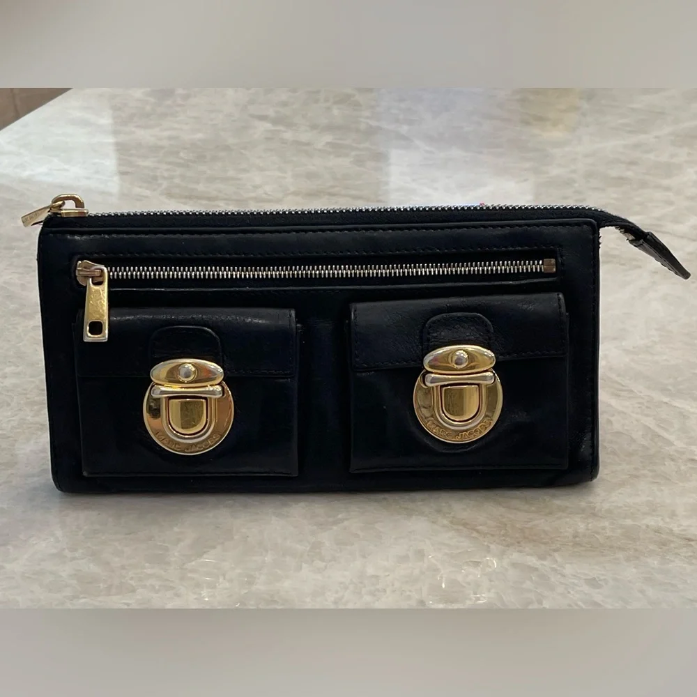 Marc Jacobs Black Leather Wallet Gold Hardware Multi Pocket Zip - Picture 3 of 15